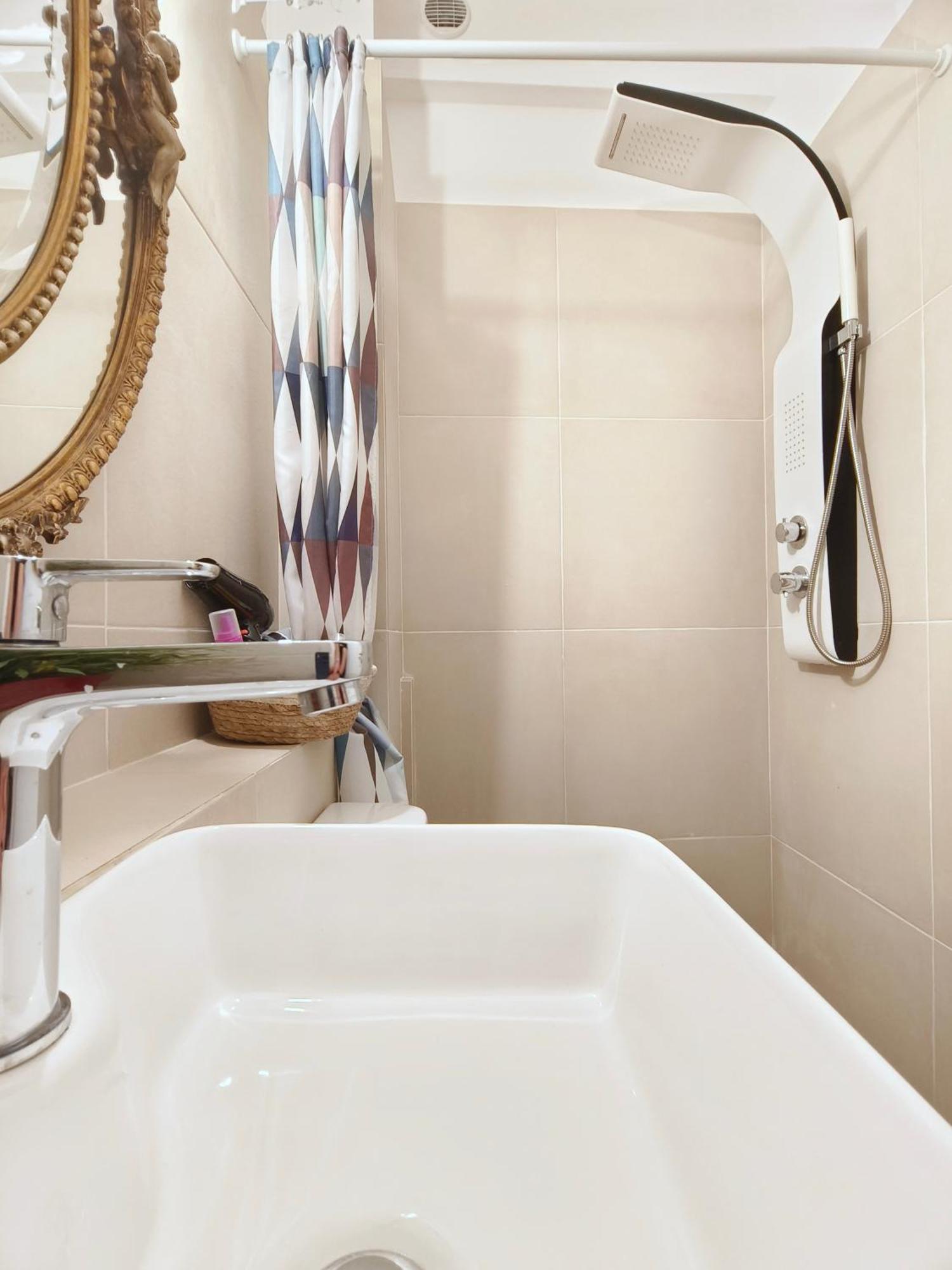 Athens Vibe In Historic Center Apartment ภายนอก รูปภาพ